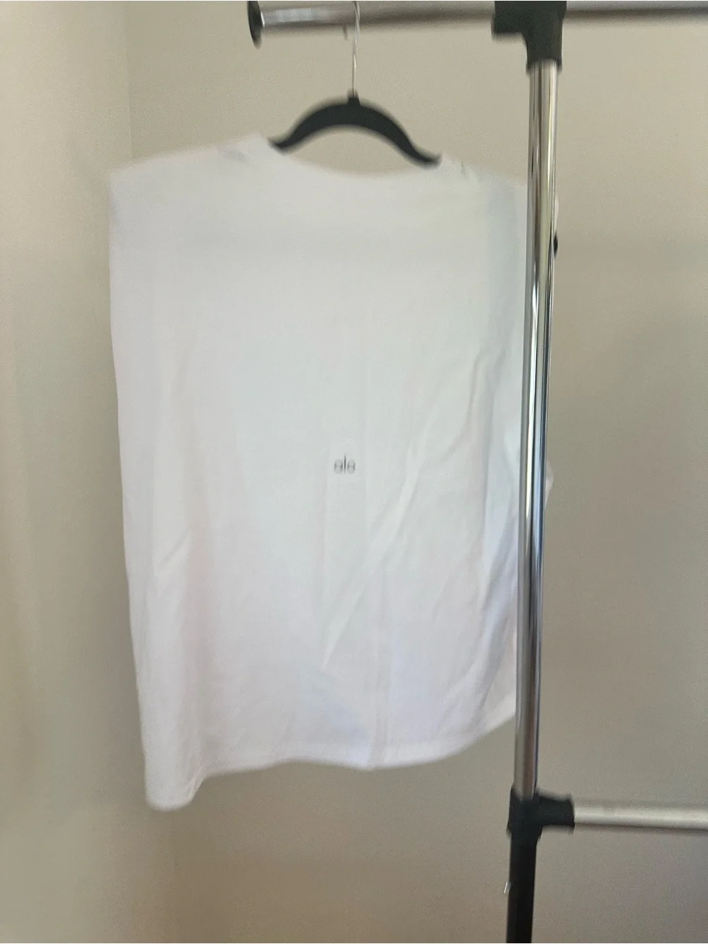 ALO Yoga sleeveless muscle